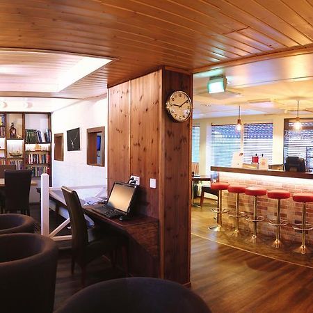 Finlandia Hotel Airport Oulu Кемпеле Екстериор снимка