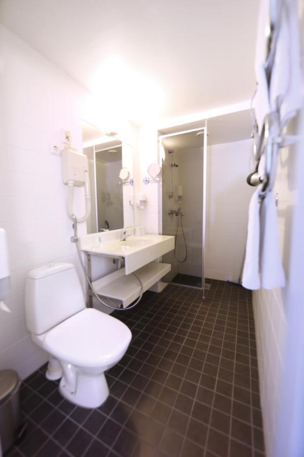 Finlandia Hotel Airport Oulu Кемпеле Екстериор снимка