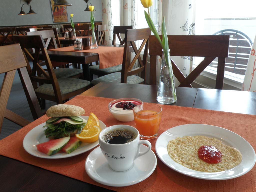 Finlandia Hotel Airport Oulu Кемпеле Екстериор снимка
