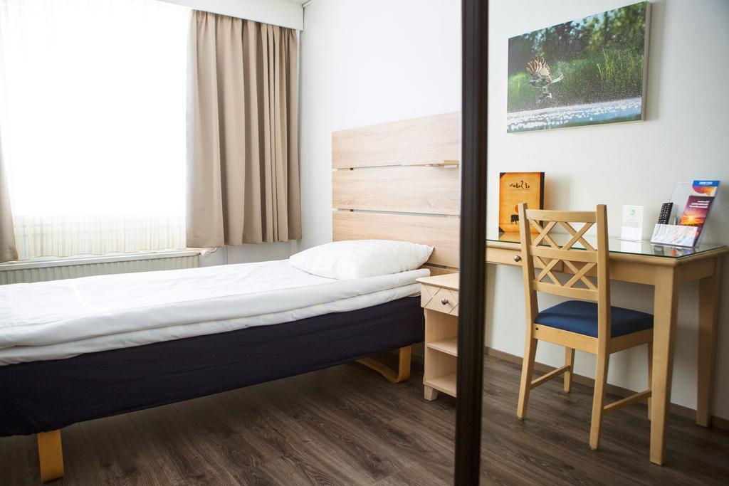 Finlandia Hotel Airport Oulu Кемпеле Екстериор снимка