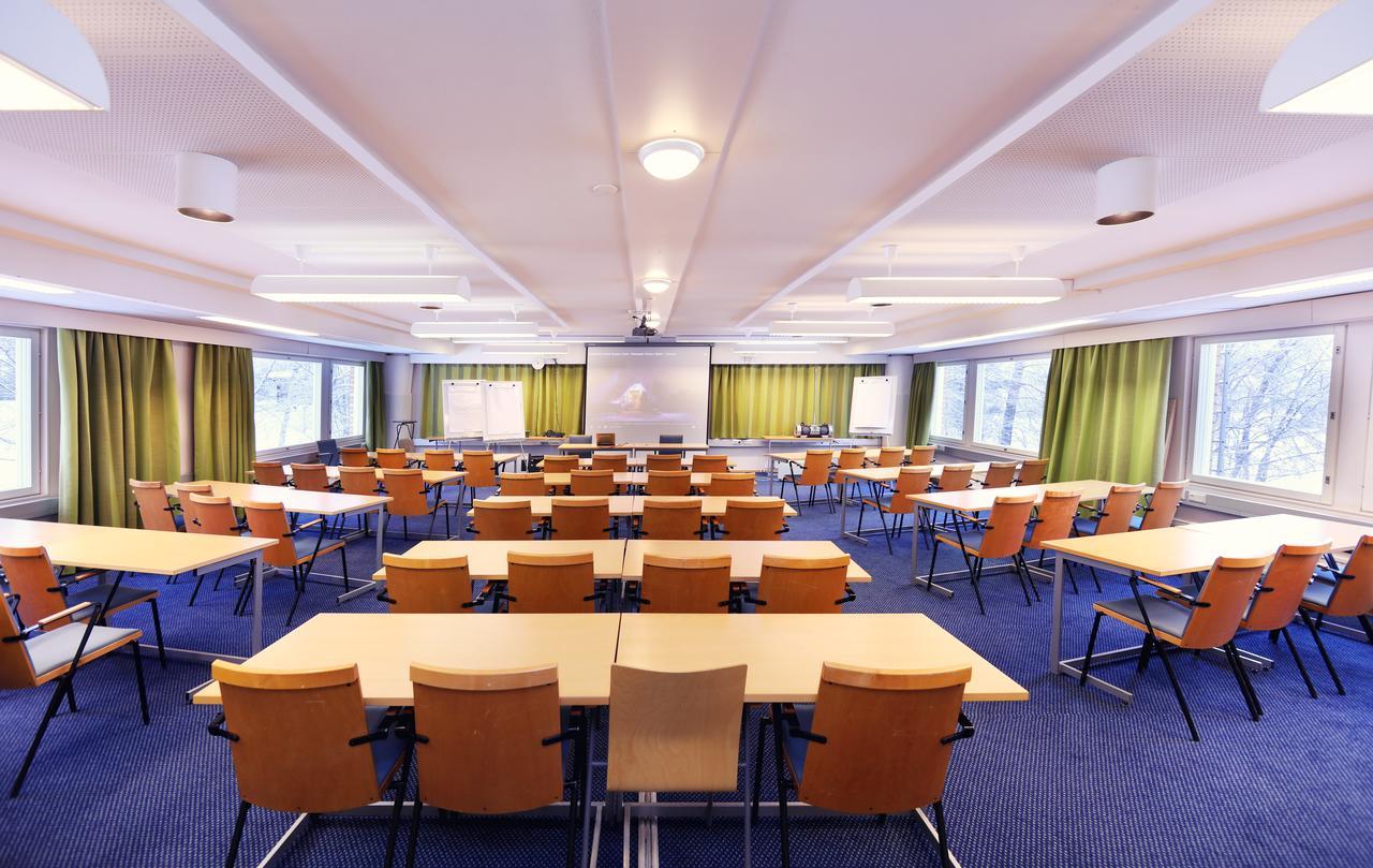 Finlandia Hotel Airport Oulu Кемпеле Екстериор снимка