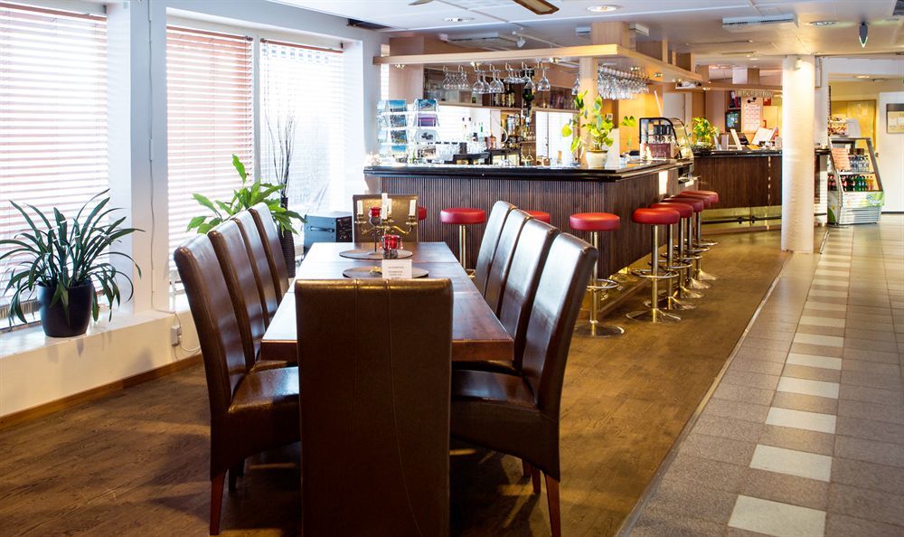 Finlandia Hotel Airport Oulu Кемпеле Екстериор снимка